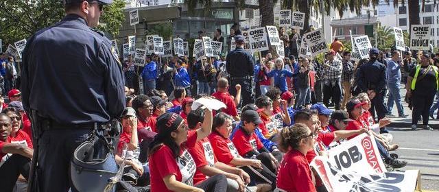 时间线摘录：综艺嘉宾中途离场，导播画面先于官方「身体不适」声明